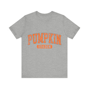 Cozy Pumpkin Season Graphic Tee – Perfect Fall Shirt for Autumn Lovers