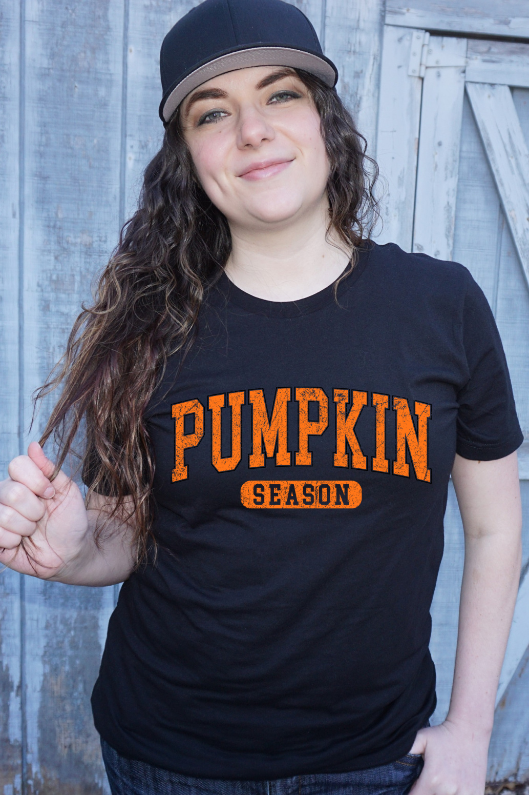 Cozy Pumpkin Season Graphic Tee – Perfect Fall Shirt for Autumn Lovers