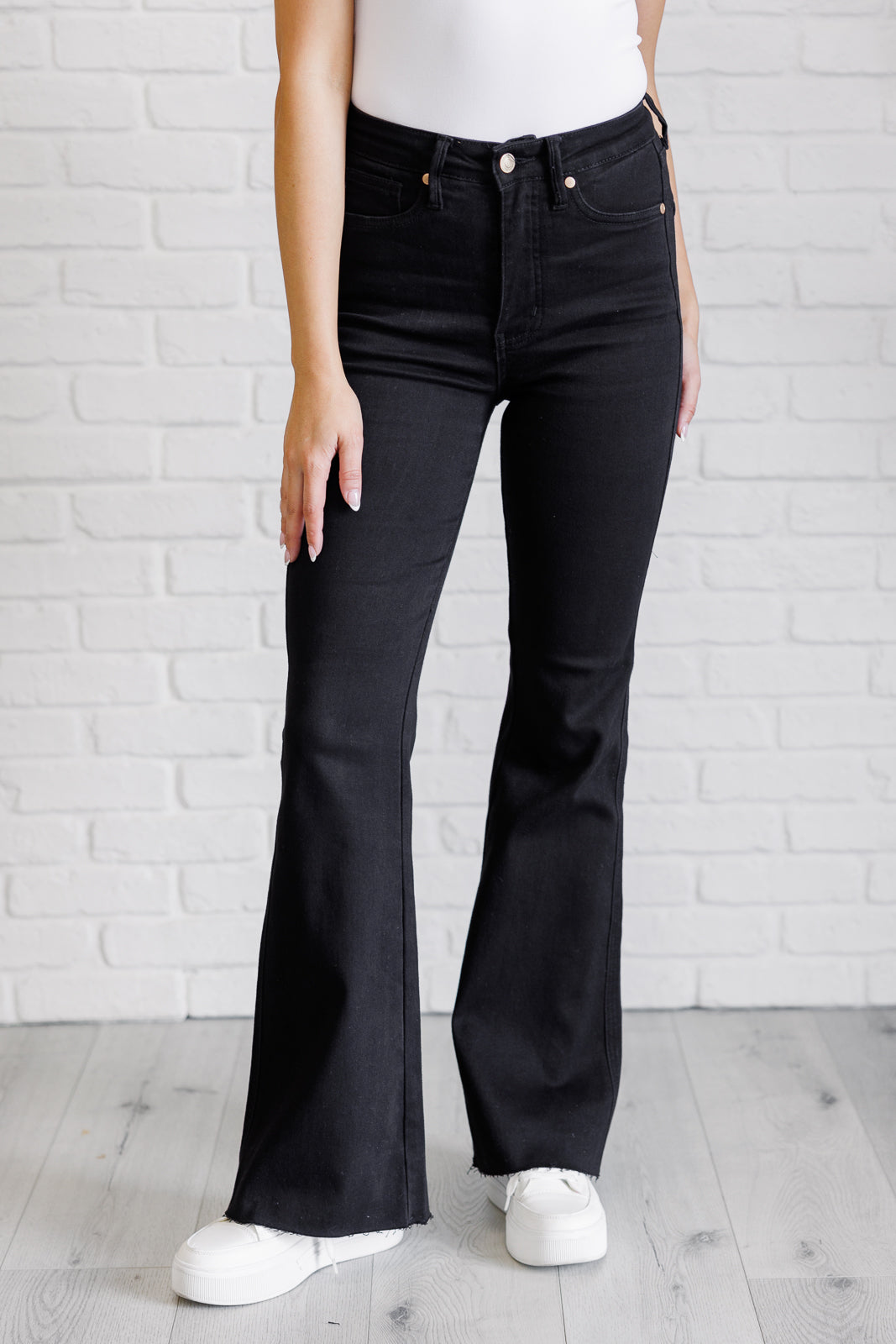 Judy Blue High Rise Control Top Flare Jeans in Black