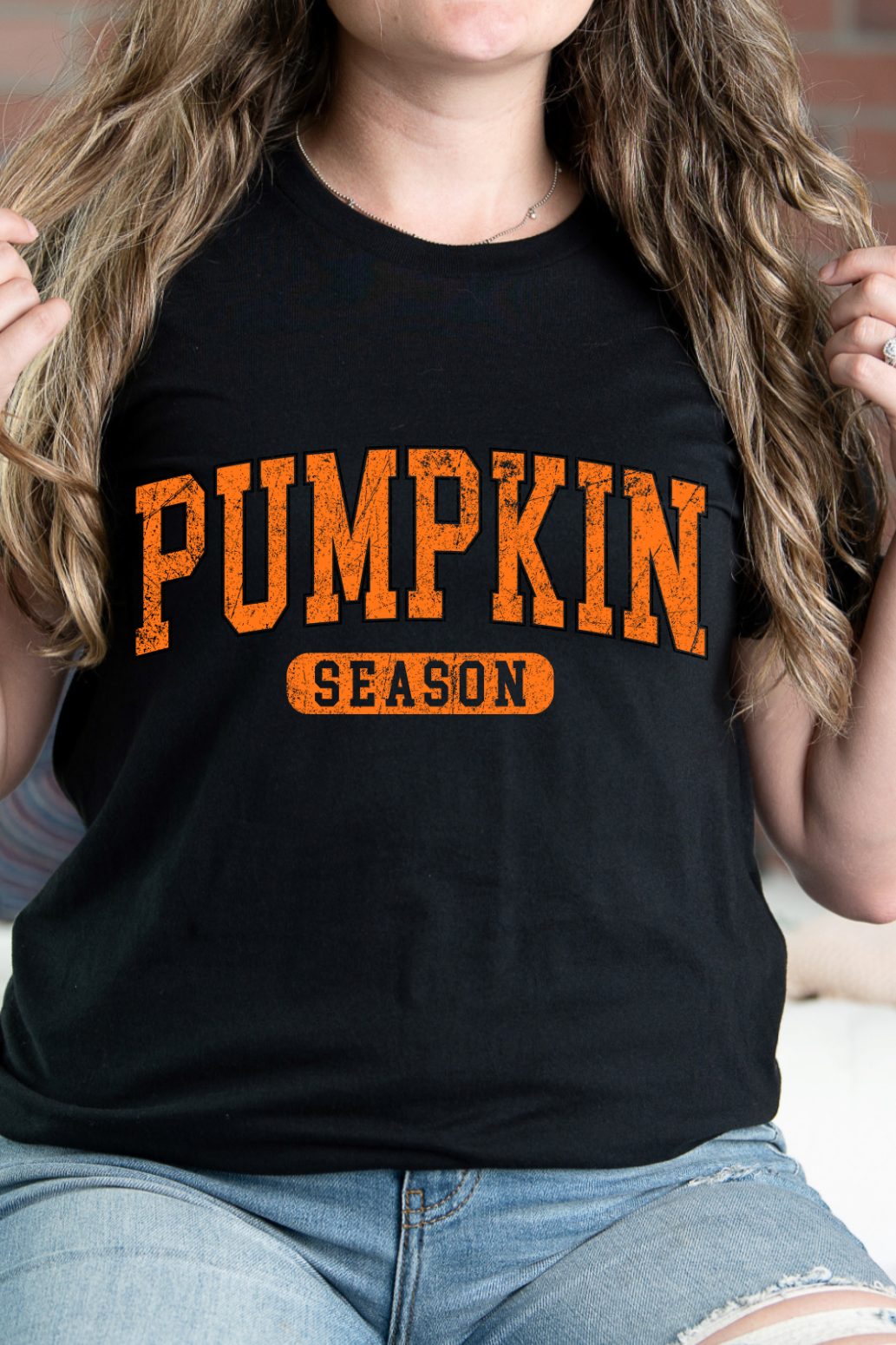 Cozy Pumpkin Season Graphic Tee – Perfect Fall Shirt for Autumn Lovers