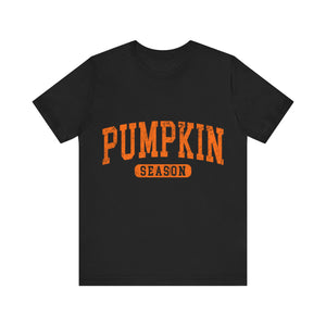 Cozy Pumpkin Season Graphic Tee – Perfect Fall Shirt for Autumn Lovers