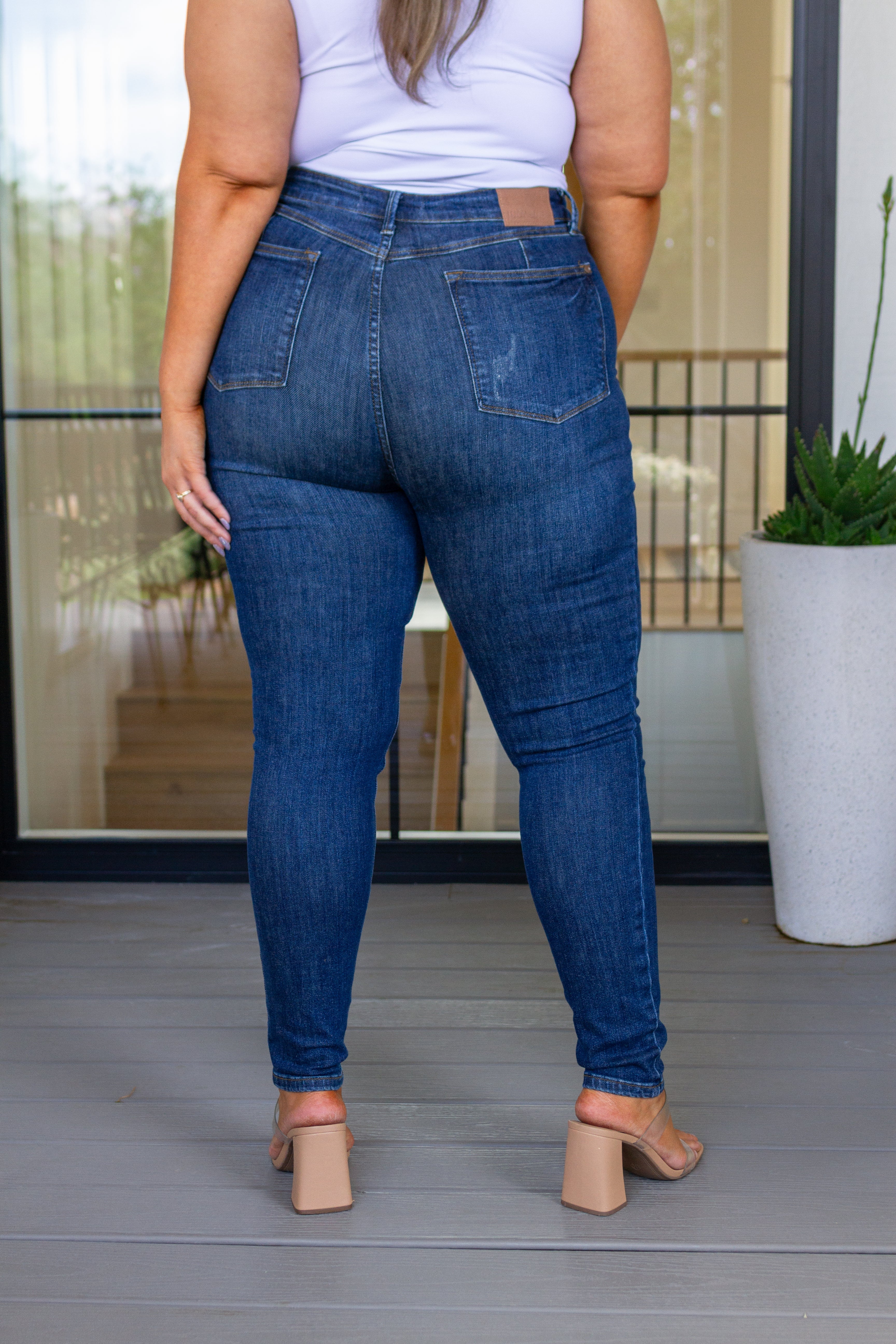 Judy Blue High Rise Control Top Skinny Jeans