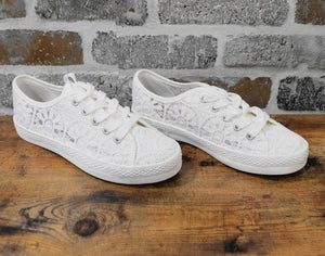 Very G Flirty White Fashion Sneaker