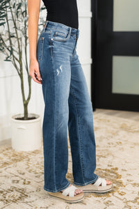 Judy Blue High Rise 90's Straight Leg Jeans