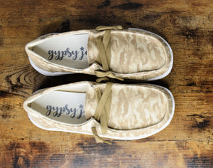 Very G Gypsy Jazz Nude River Fashion Sneakers