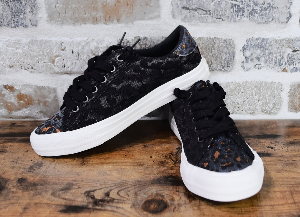 Very G Cosmic 2 Black Fashion Sneakers