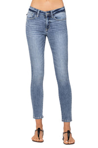 Judy Blue Jeans Cropped Mid-Rise Skinny Light Wash Jeans