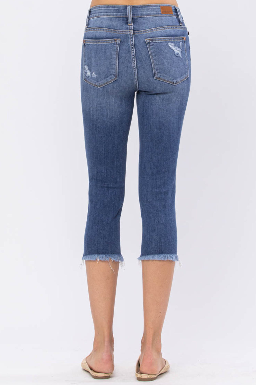 Judy Blue Raw Hem Cuff Mid-Rise Capri Style 82268