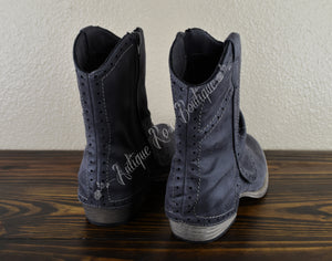 Very G Grey B Don Booties