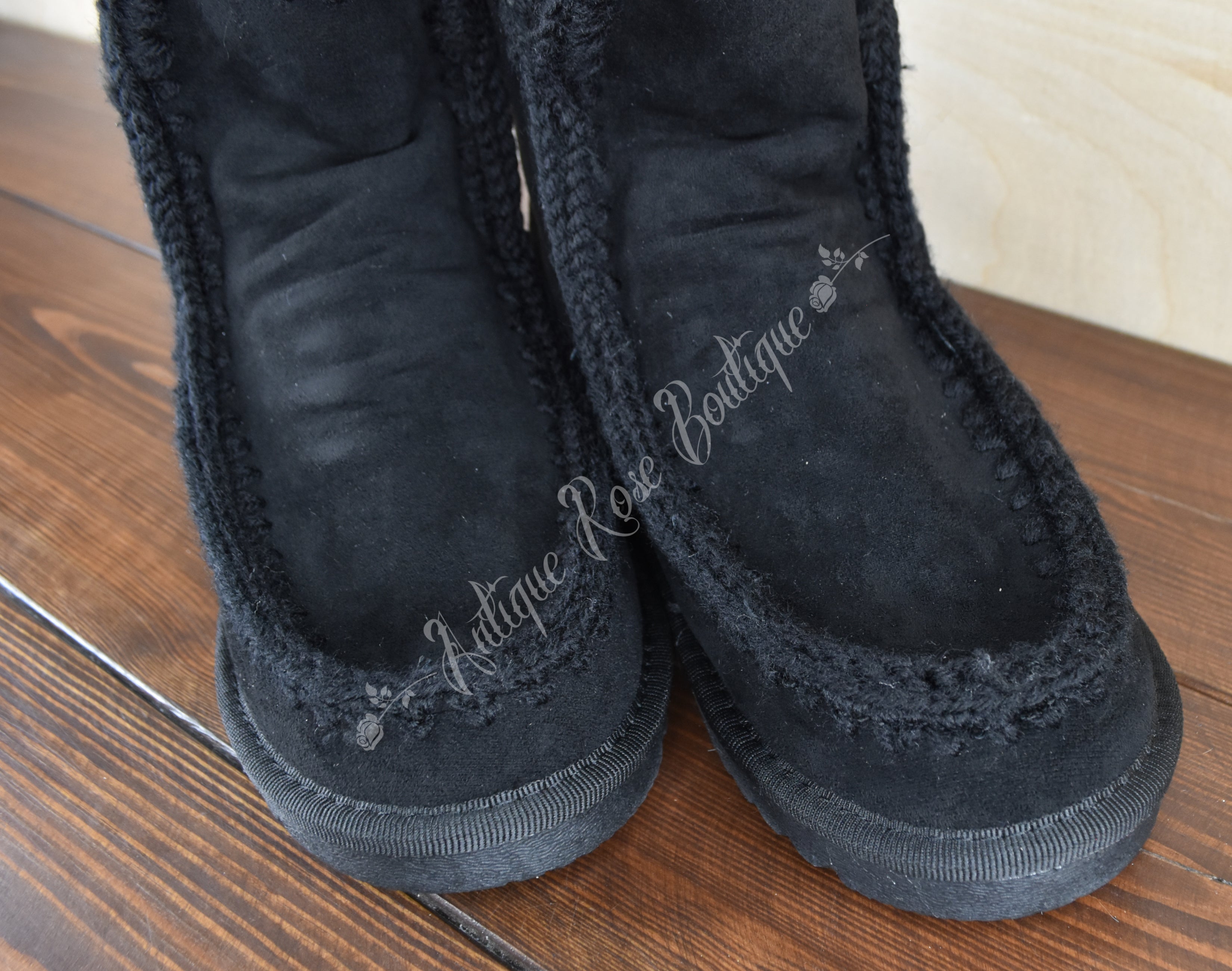 Very G Black Fur Lined Marvi Bootie