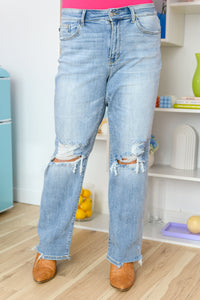 Judy Blue High Rise 90's Straight Jeans in Light Wash