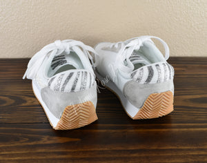 Very G Gypsy Jazz White Vintage Fashion Sneakers